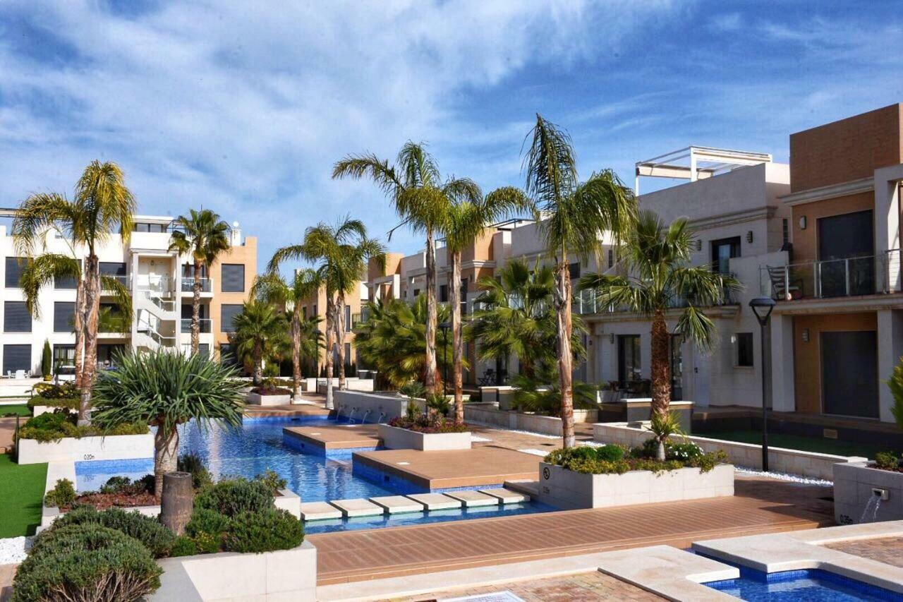 La Zenia Beach Bungalow Otel Orihuela Dış mekan fotoğraf